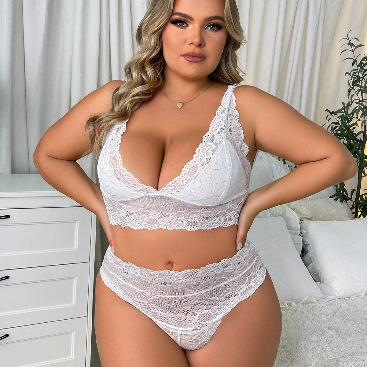 Plus Size White Lace Lingerie Set – Soft & Sexy